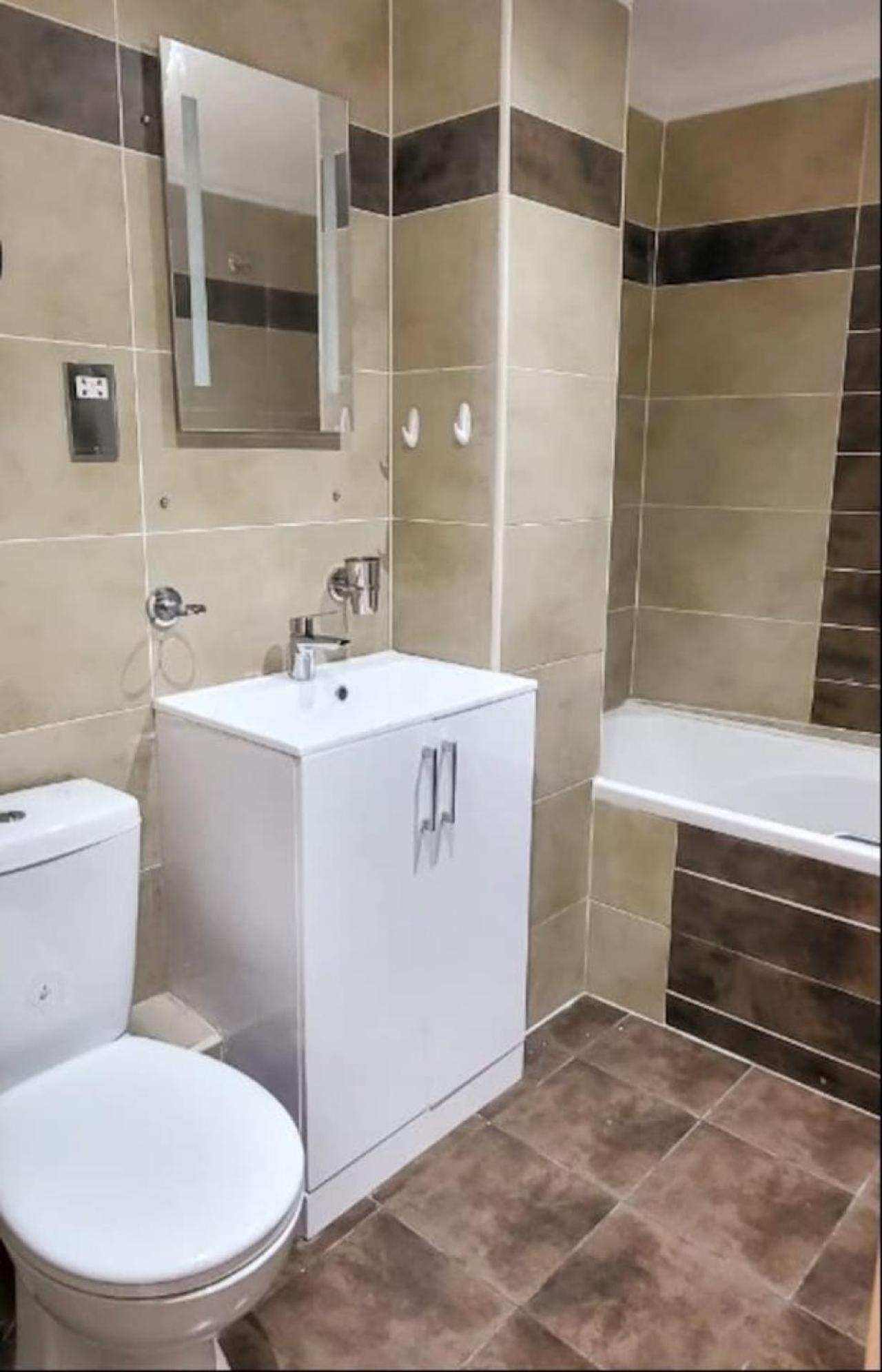 Spacious 2-bedroom In Canary Wharf * Londra